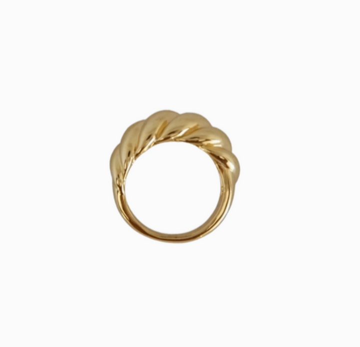 Croissant Ring